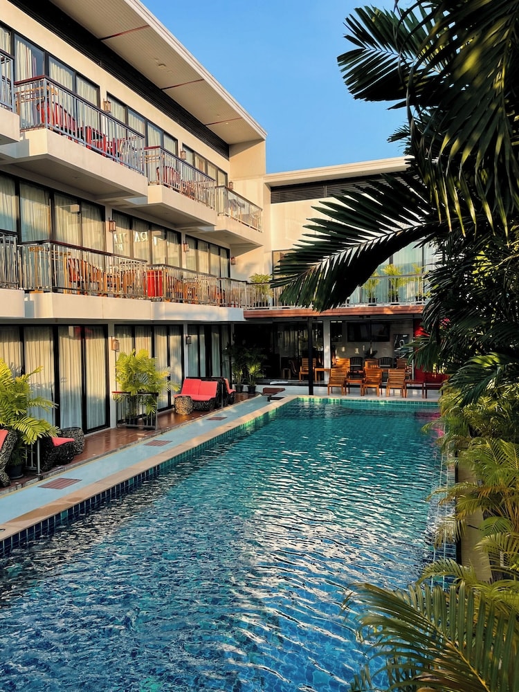 Karon Beach - Z&Z House