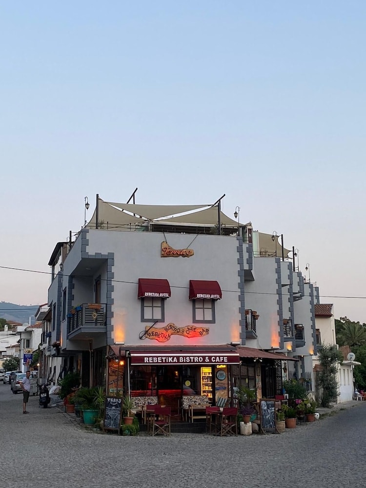 Selçuk - Rebetika Hotel & bistro