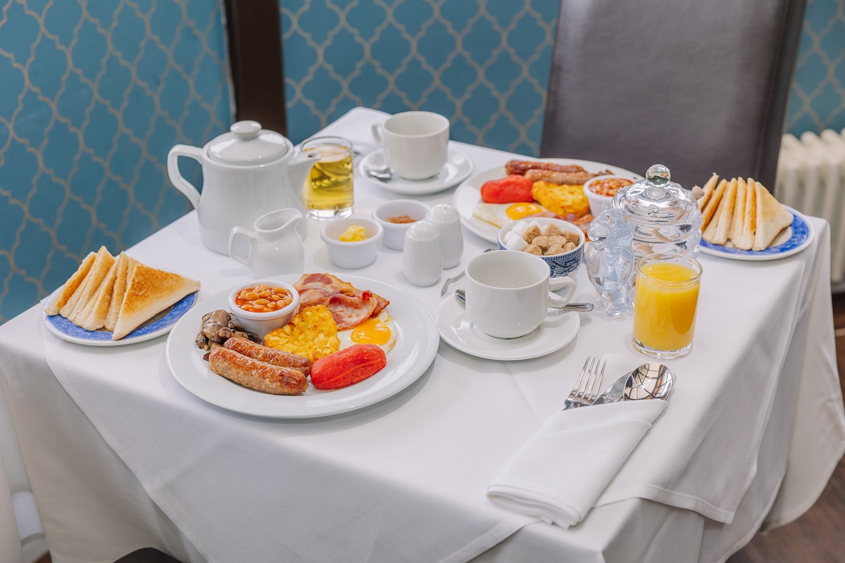 Southend-on-Sea - Muthu Westcliff Hotel (Near London Southend Airport)