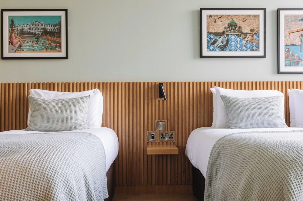 Lisburn - Haslem Hotel