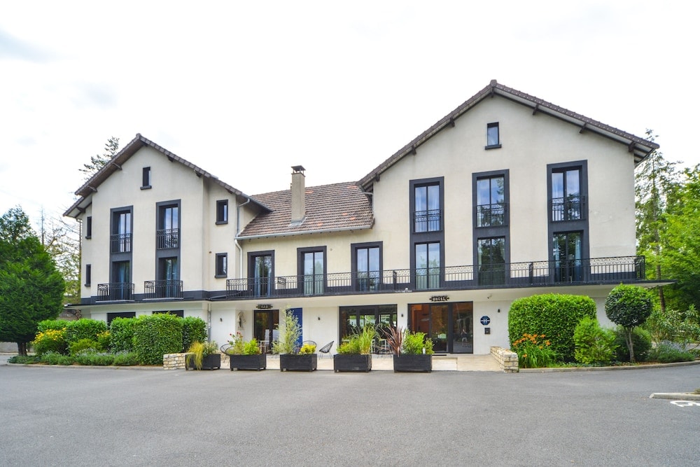 Vierzon - Logis - Hotel et Restaurant La Mire