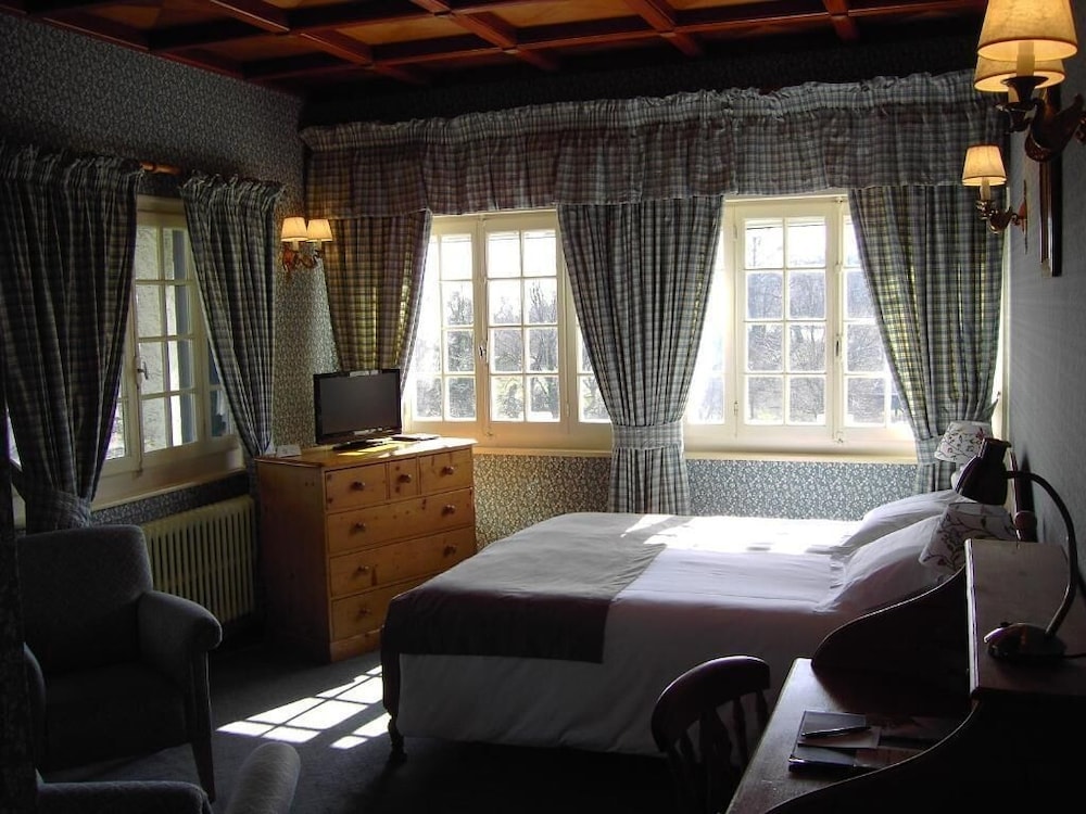 Ferney-Voltaire - Auberge Des Chasseurs