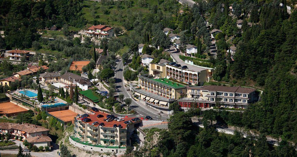 Limone sul Garda - Village Bazzanega - Montagnoli Group