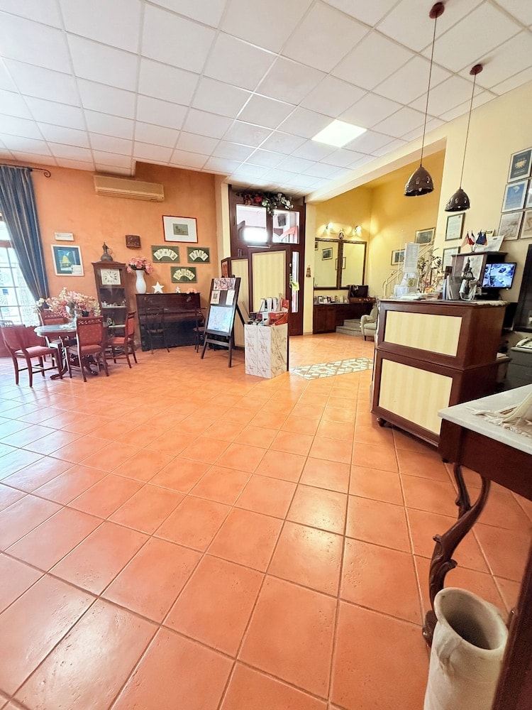 Göteborg - Syrakusa - Hotel Archimede Ortigia