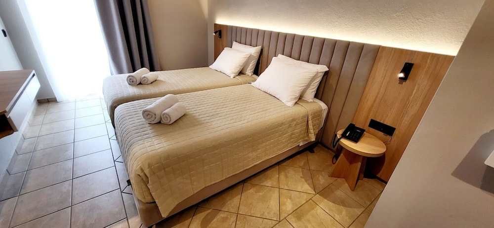 Roda, Corfu - THINALOS HOTEL