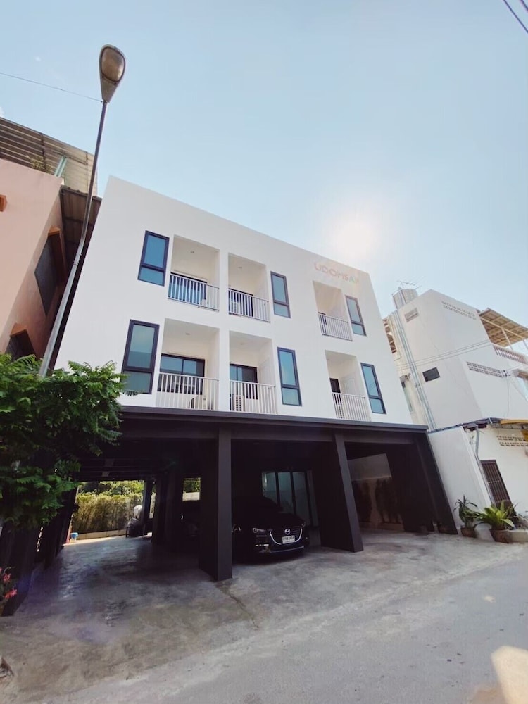 Na Jomtien - Udomsap place