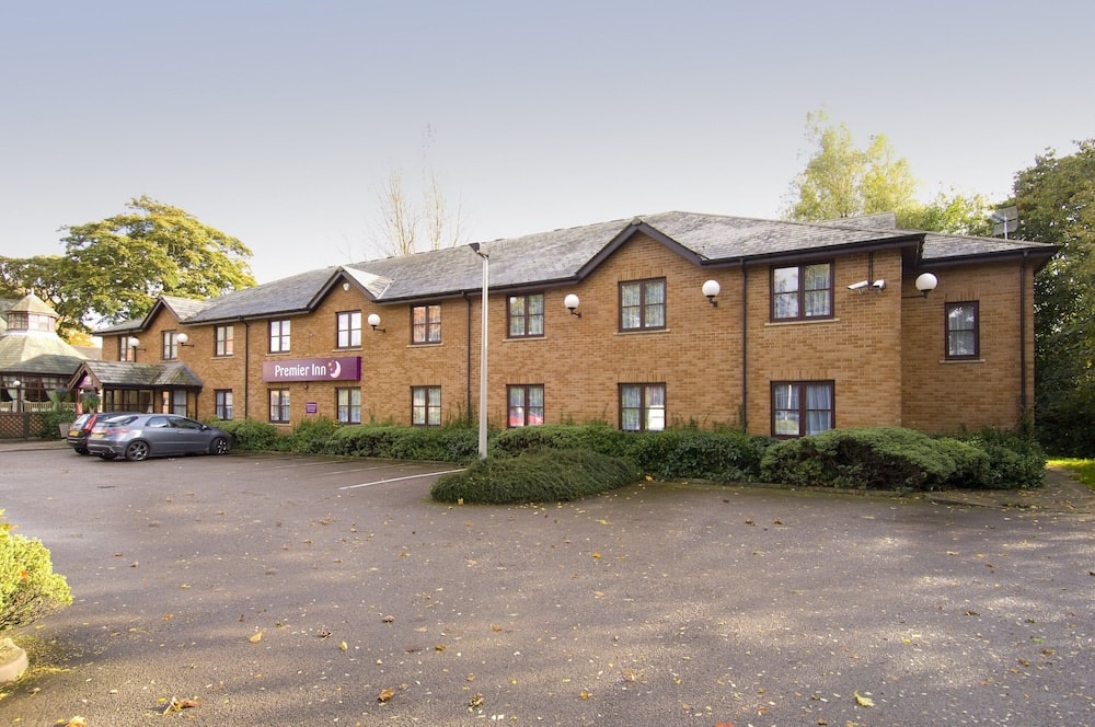 Saint Helens - Premier Inn Liverpool Rainhill