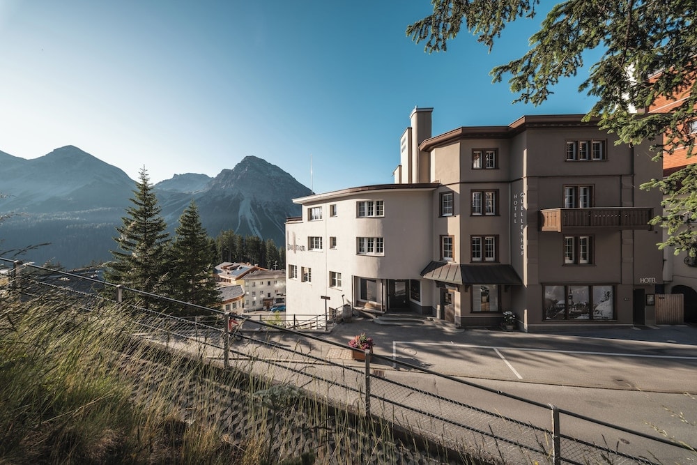 Arosa - Hotel Quellenhof - Self Check-in & Adults Only