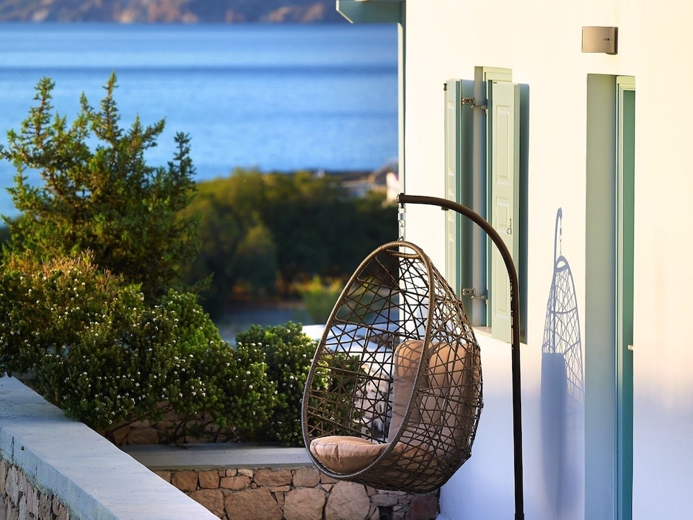 Stockholm - Milos - Asterias Boutique Hotel