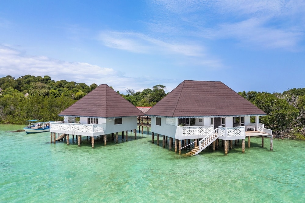 Chale Island - Chale Island Resort