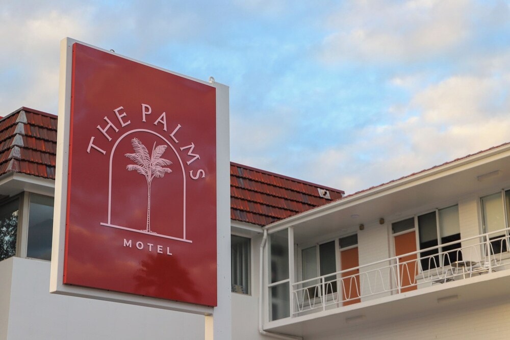 Wollongong - The Palms Motel- Formerly Flinders Motel