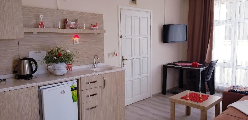 Stockholm - Alanya - Larsens Suit Hotel