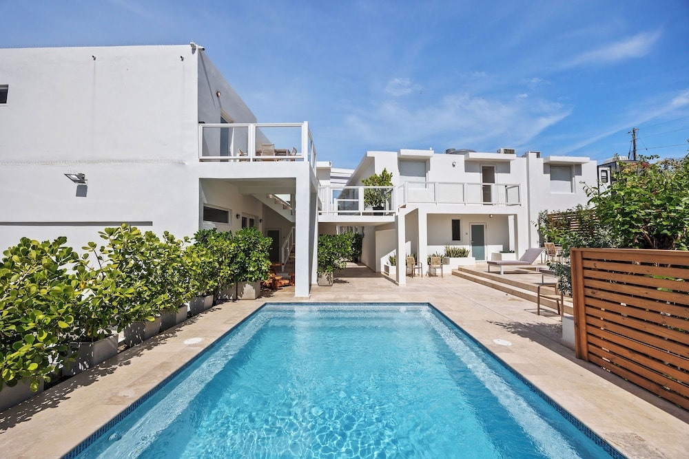 Fajardo - Anchors Hotel