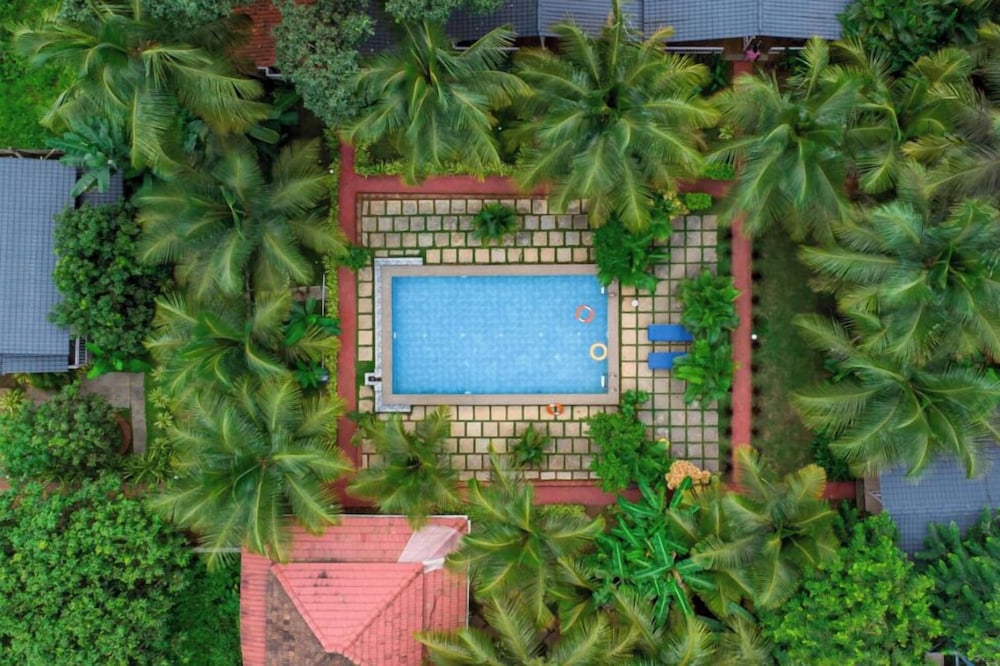 Tiracol - White Truffle Resort, Arambol
