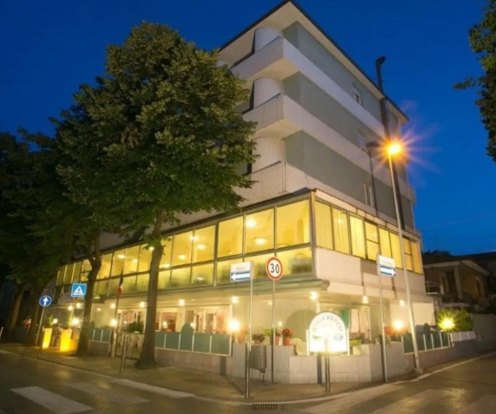 Rimini - Hotel Crystal con Piscina Estiva Privata - SPIAGGIA INCLUSA con Formula All Inclusive 7 notti