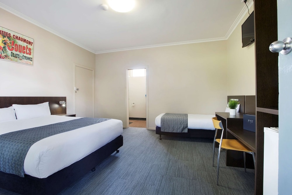 Adelaide - Links Hotel