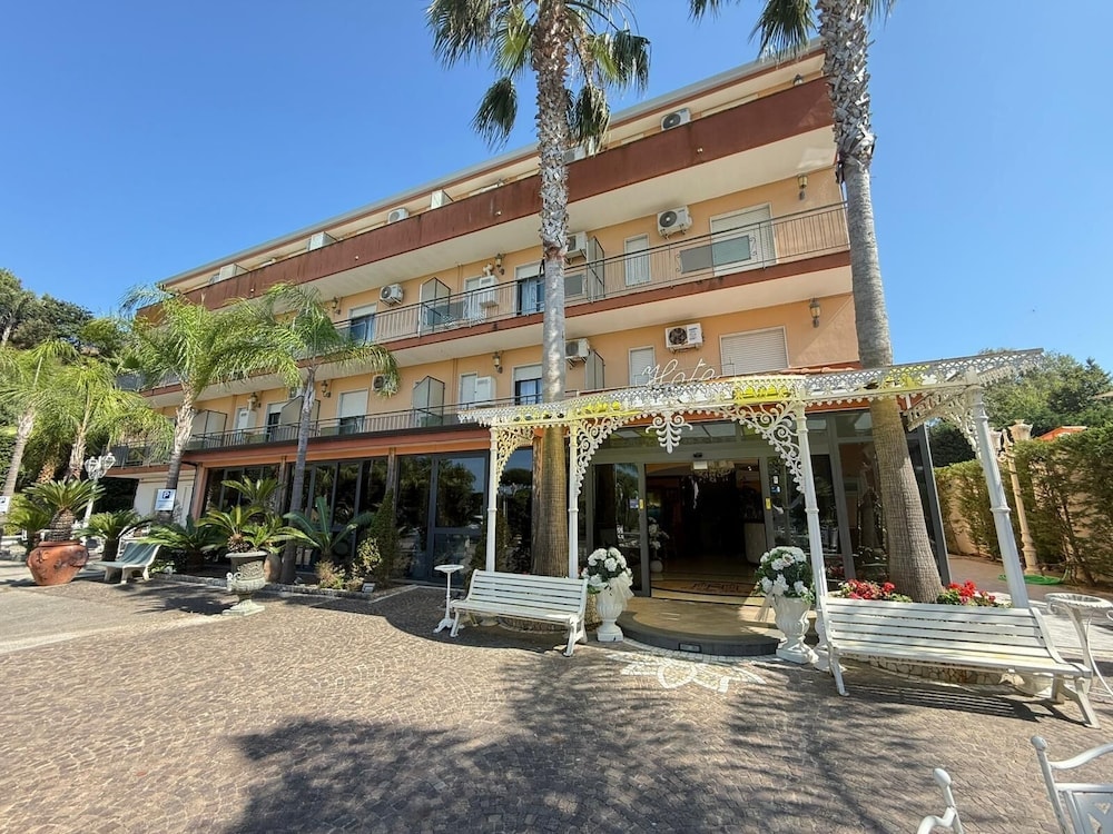 Pozzuoli - Hotel Happy Days