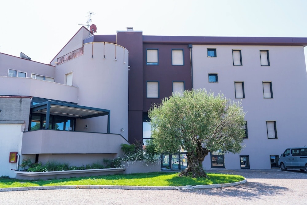 Villafranca di Verona - Hotel HDomus