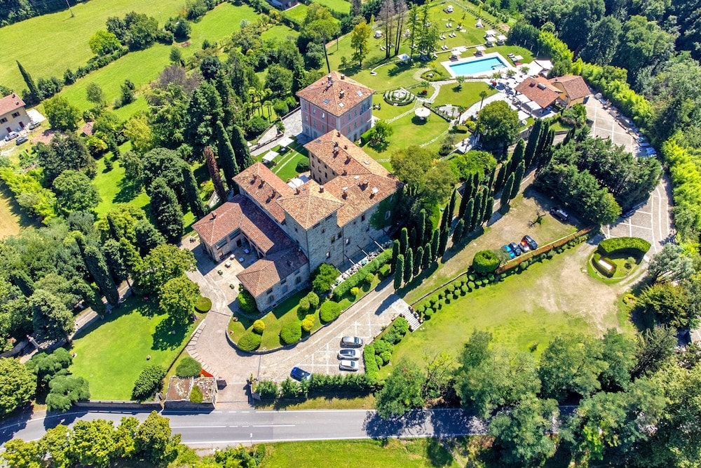 Erba - Relais & Spa Castello di Casiglio