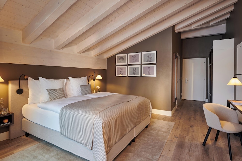 SCHLOSS Zermatt - CBD & Adaptogenic Spa and Sport Hotel