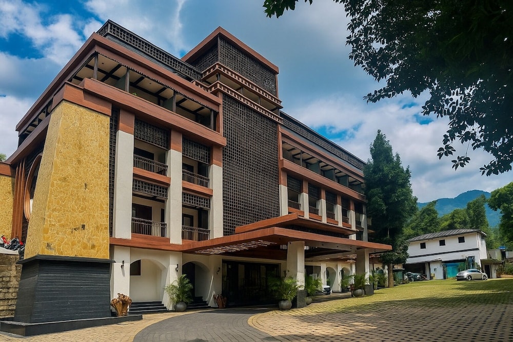 Dehradun - Pleasant Tree Hotels - Luxury Stay Amidst Nature