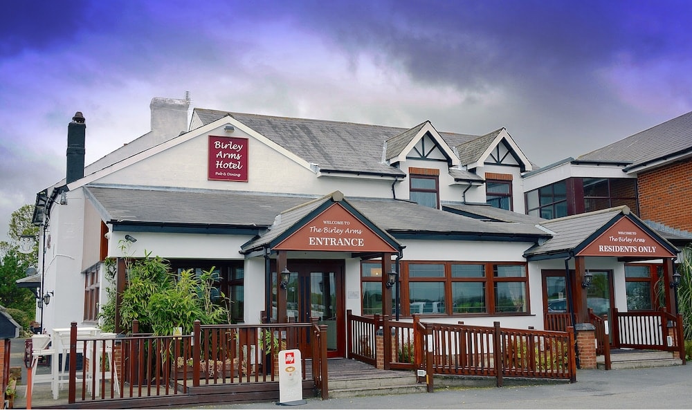 Lytham St Annes - The Birley Arms Hotel