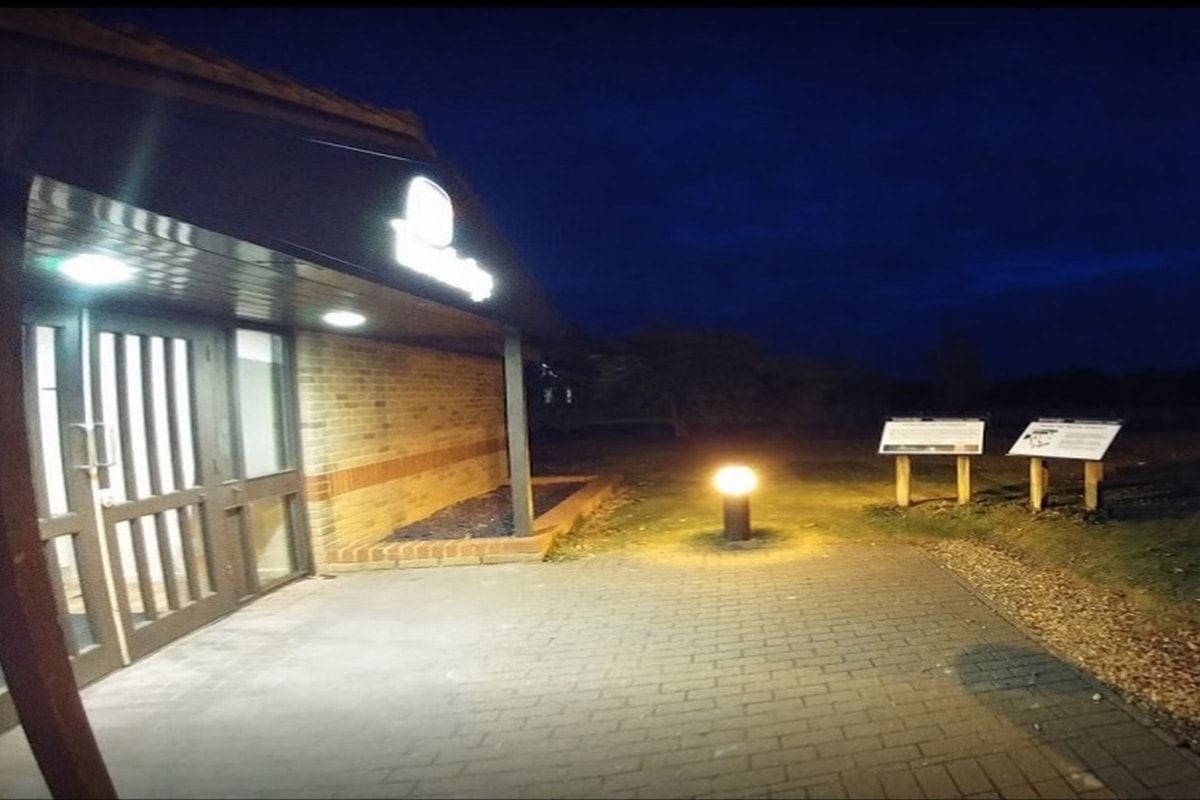 Cambridge, Cambridgeshire - Travelodge Cambridge Fourwentways