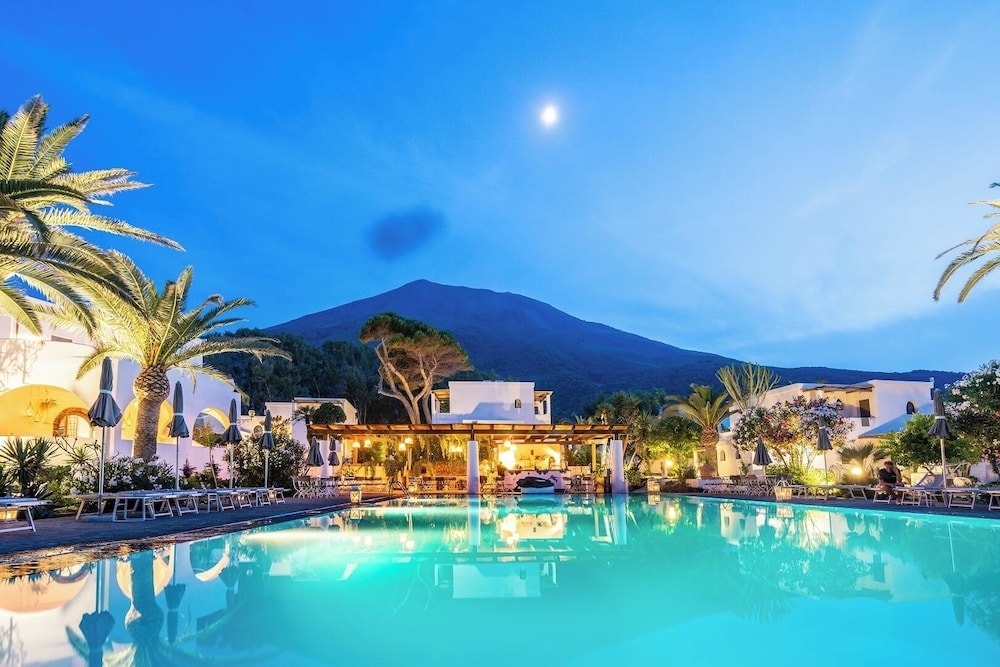 Stromboli - La Sciara Resort Hotel
