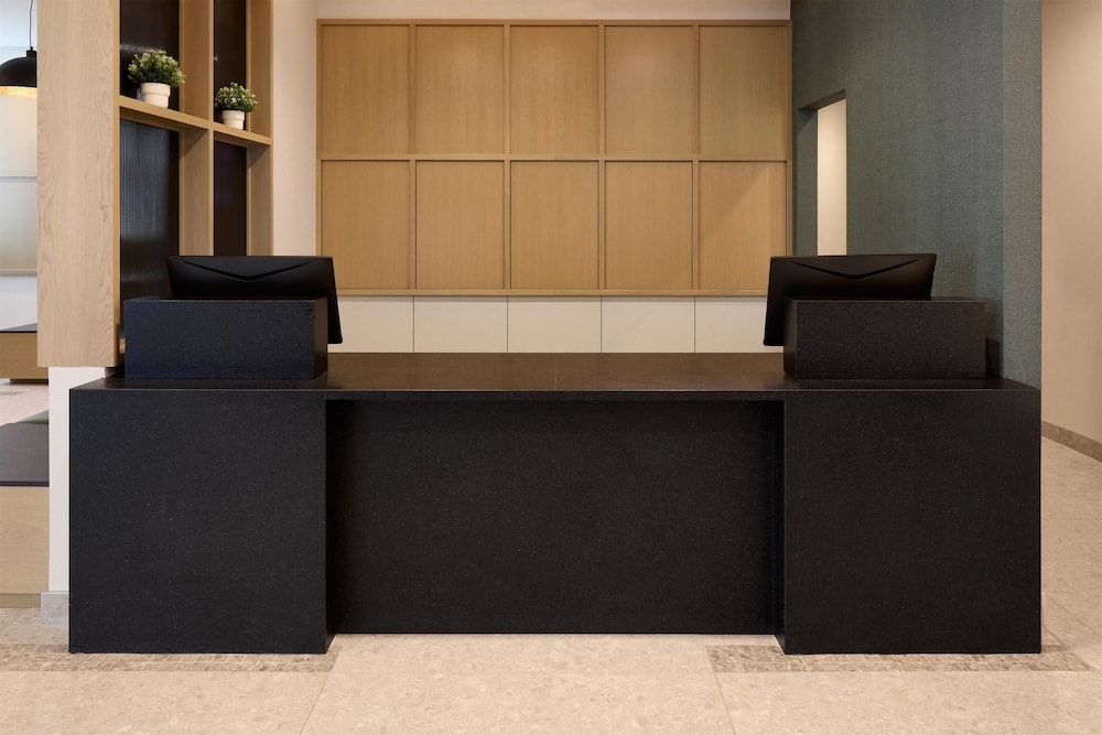 Dorval - Hyatt Place Montreal Airport