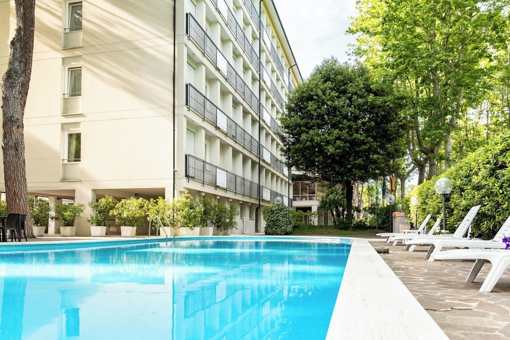 Marina di Ravenna - Hotel Corallo