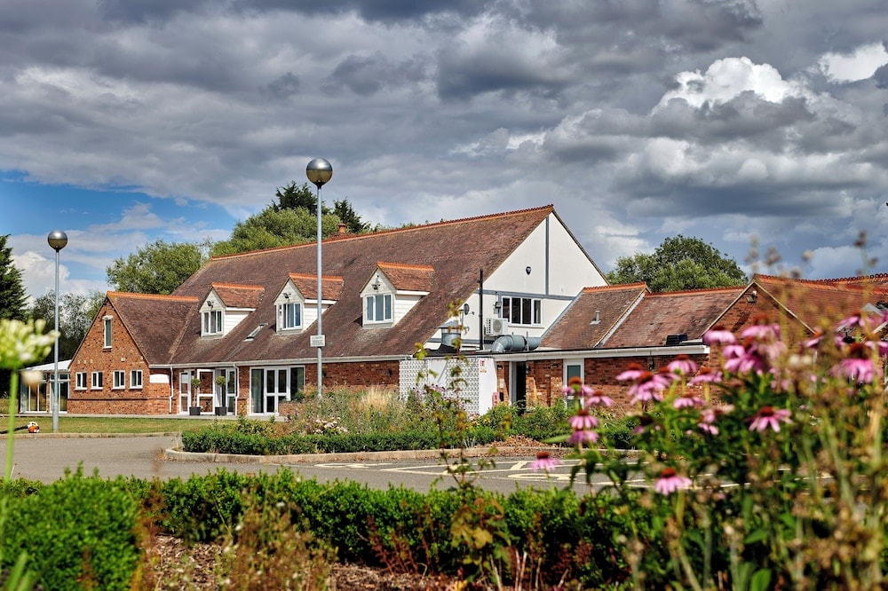 Buckingham - Lakehurst Park