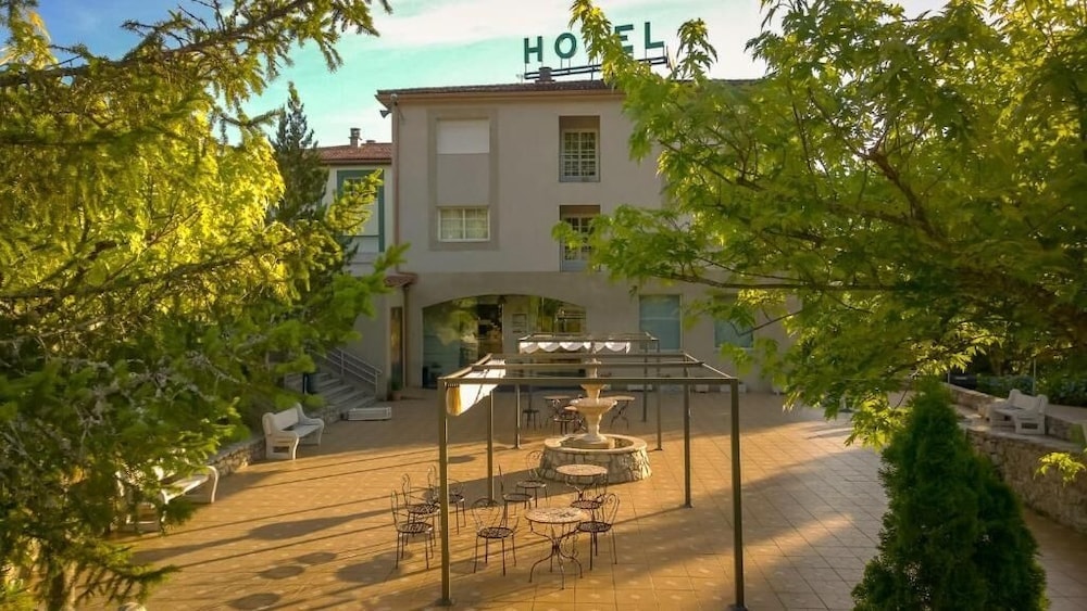 Mondariz - Hotel Cemar S.L.
