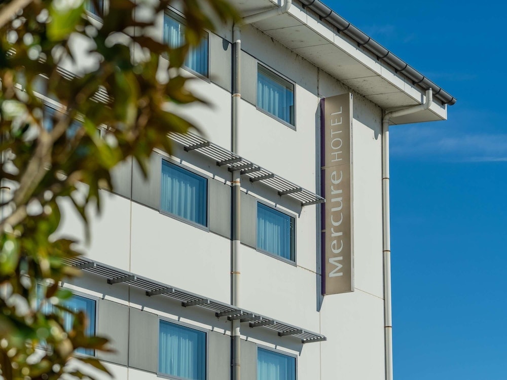 Newcastle - Mercure Newcastle Airport