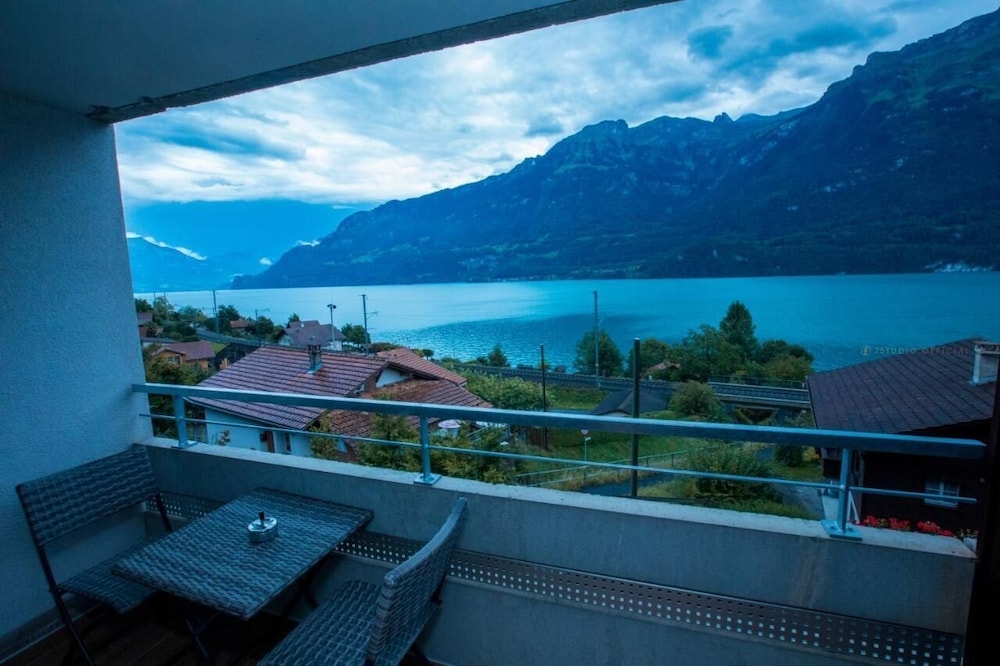 Stockholm - Interlaken - Hotel Lakeview bei Interlaken
