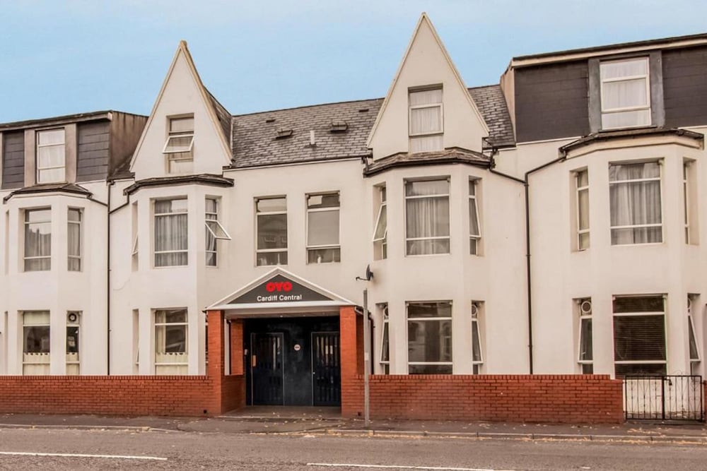 Cardiff - Cardiff Riverside Hotel by Belvilla