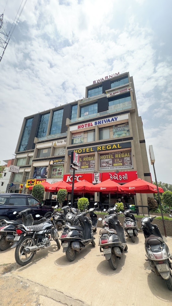Ahmedabad - Hotel Regal