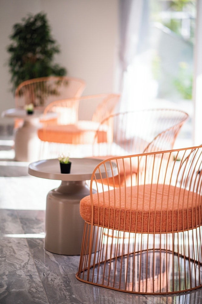 Göteborg - Durrës - Amfora Hotel & Spa