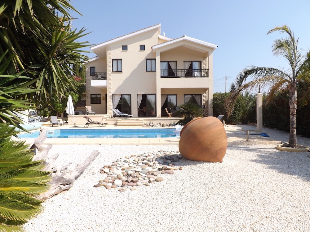 Göteborg - Kouklia - Villa Private Heated Pool Sea Views- Sleeps6