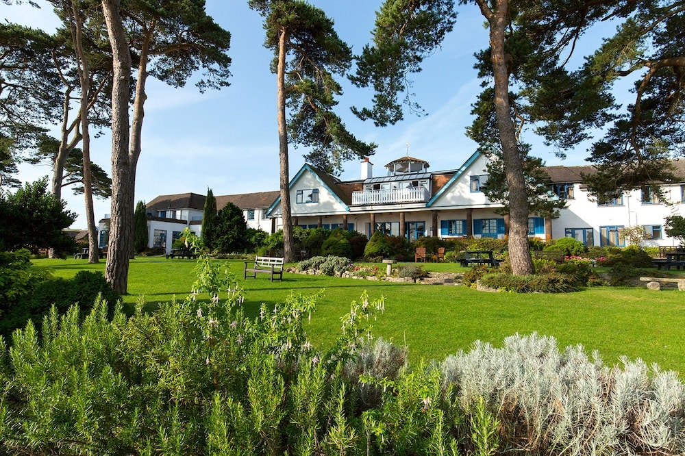 Poole - Knoll House