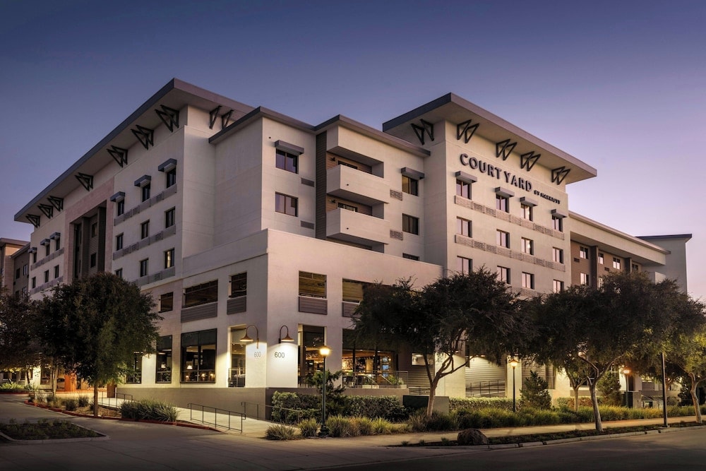 Redwood City - Courtyard by Marriott Redwood City
