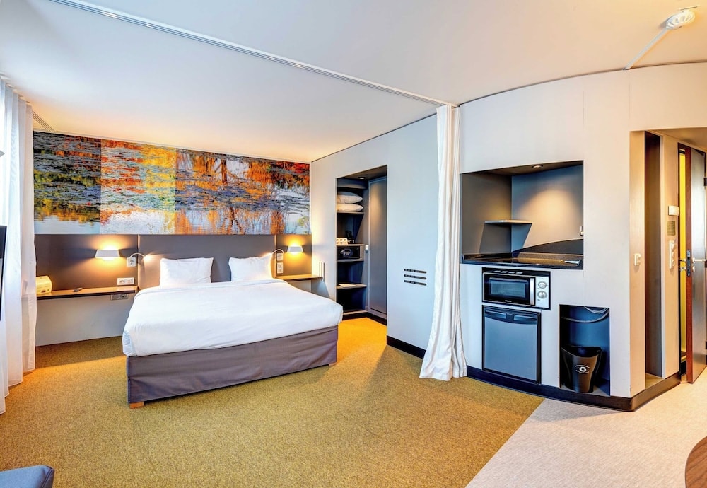 Nanterre - B&B HOME Rueil-Malmaison Gare