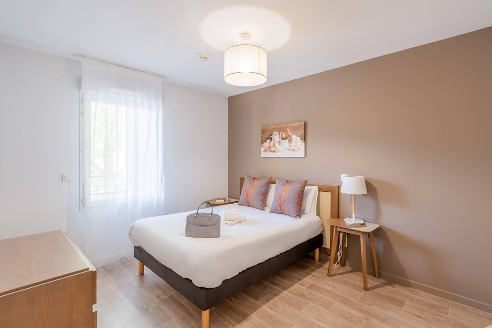 Bourgoin - Quality Aparthotel Lyon L'Isle-d Abeau