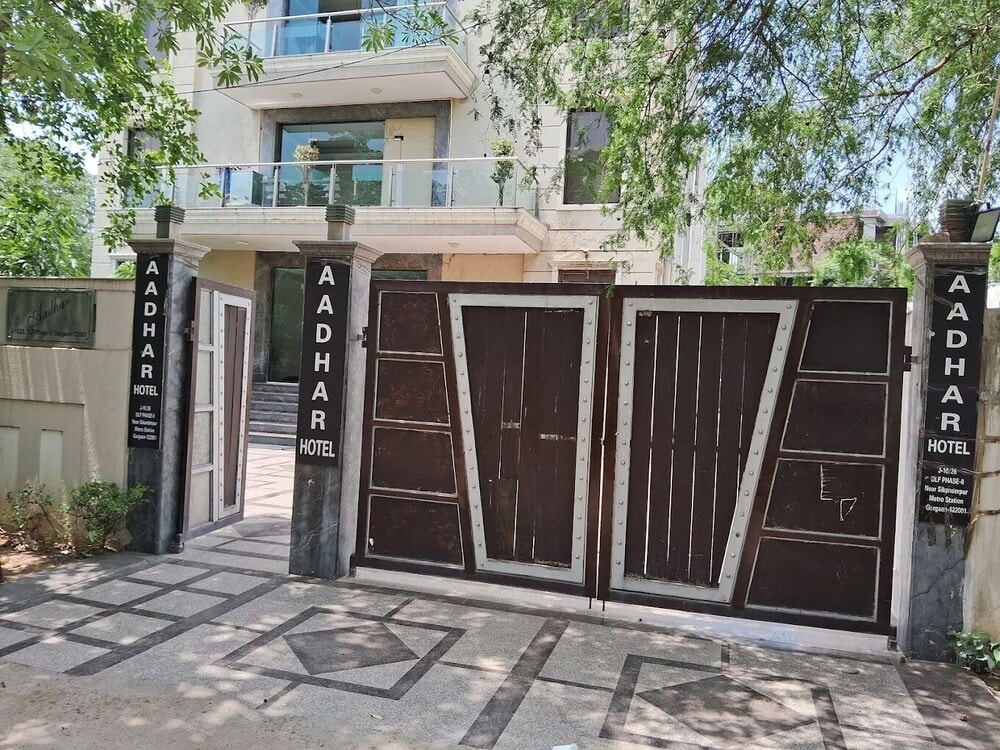 Gurgaon - Aadhar Hotel