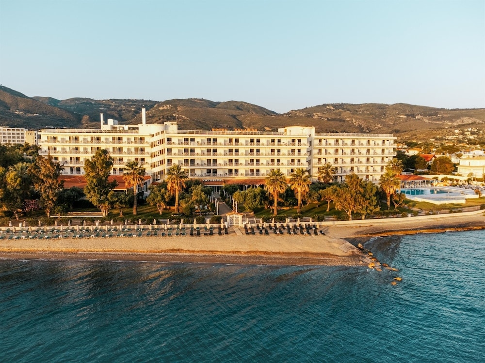 Aghii Apostoli - Calamos Beach Family Club