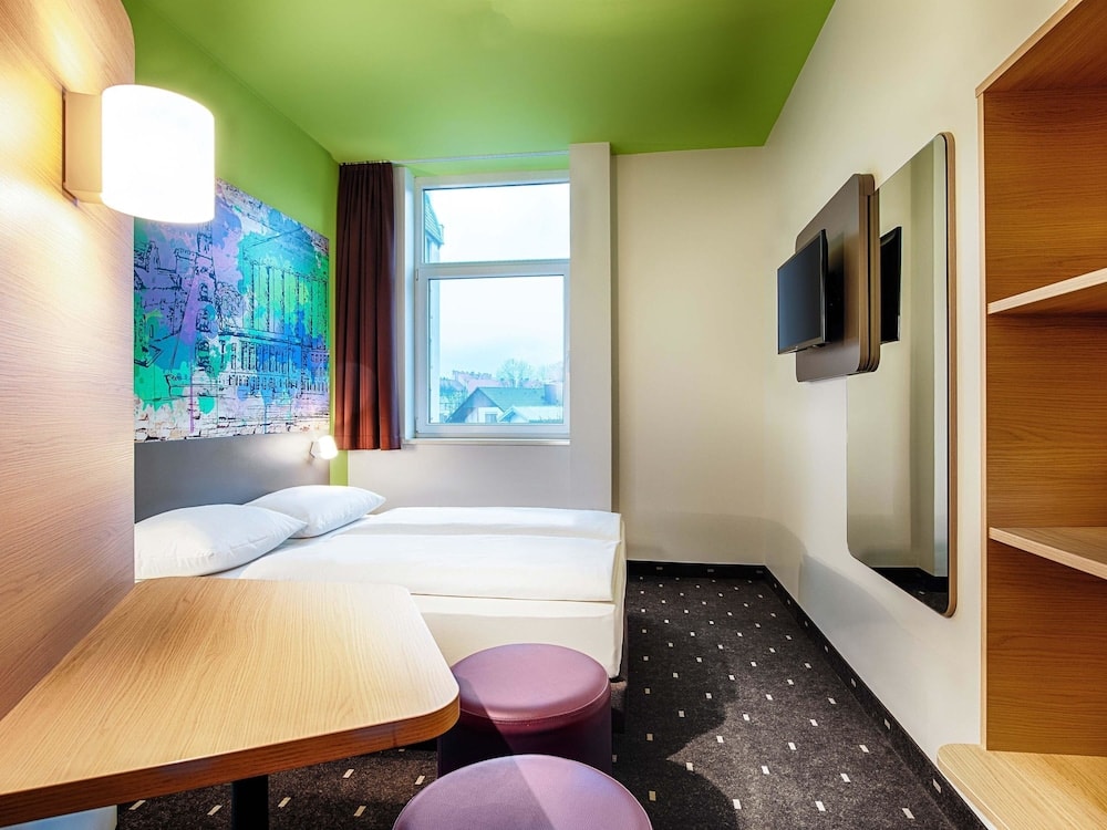 Kassel - B&B Hotel Kassel-City