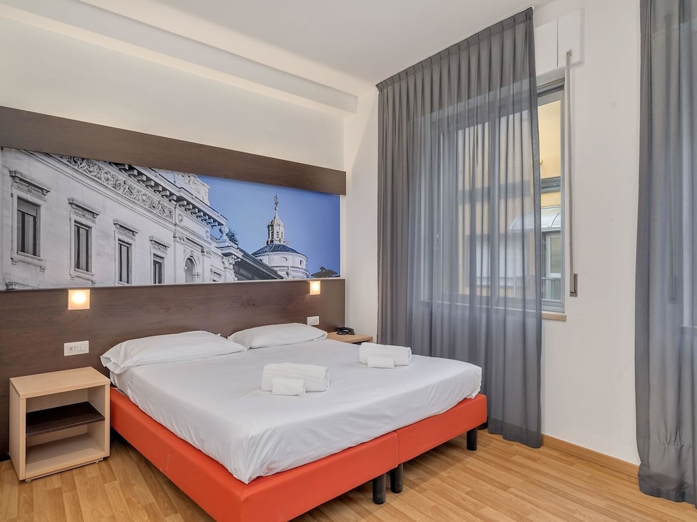 Luleå - Milano - B&B HOTEL Milano Ornato