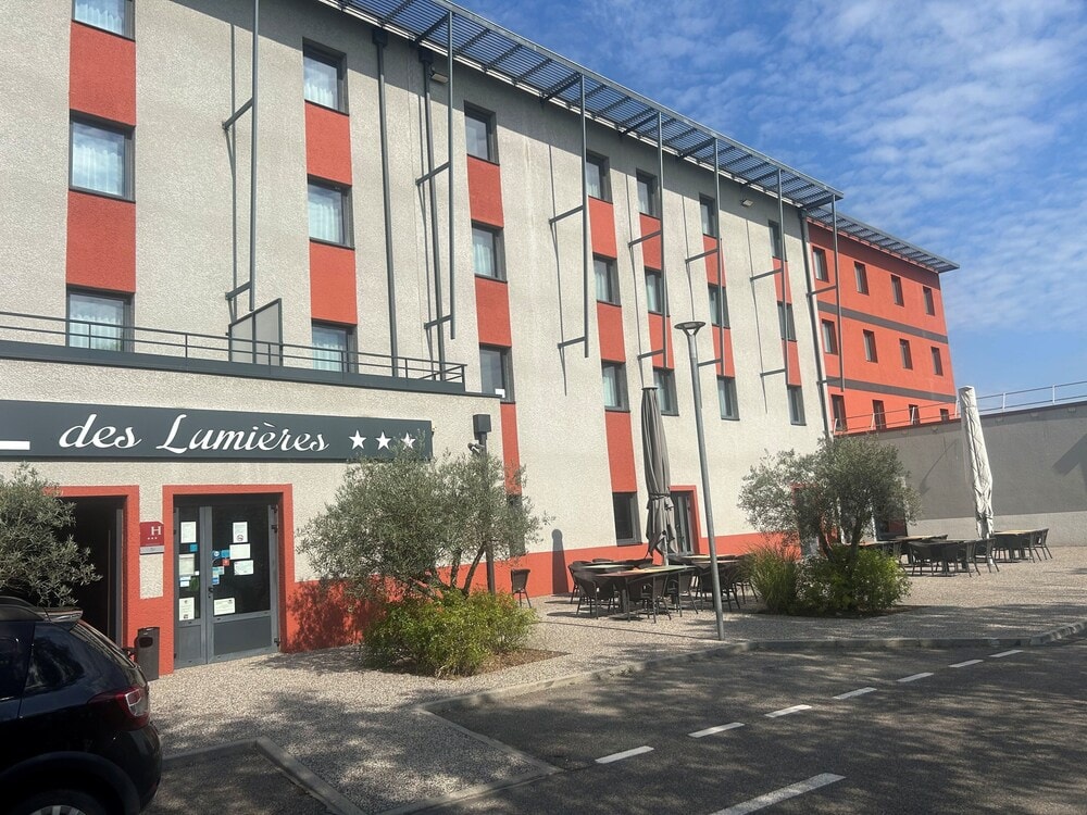 Saint-Exupéry - Hôtel des Lumières Lyon Meyzieu Arena Stadium