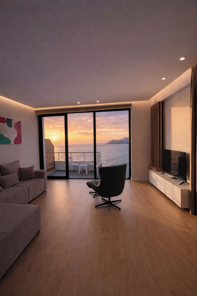 Saranda - Hotel Tramonto