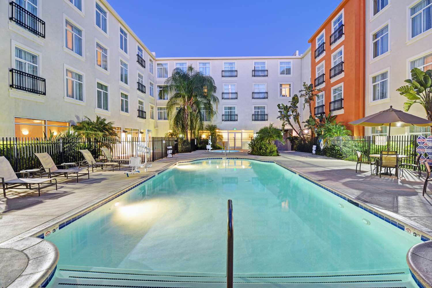 Valencia - Embassy Suites by Hilton Valencia