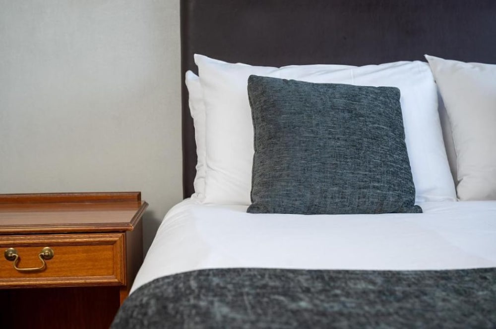 Grimsby - Wellow Hotel